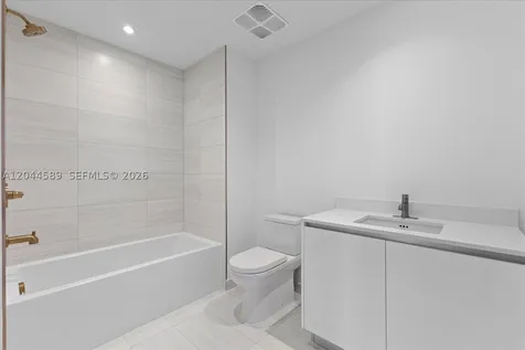2678 Tigertail Avenue Miami FL 33133