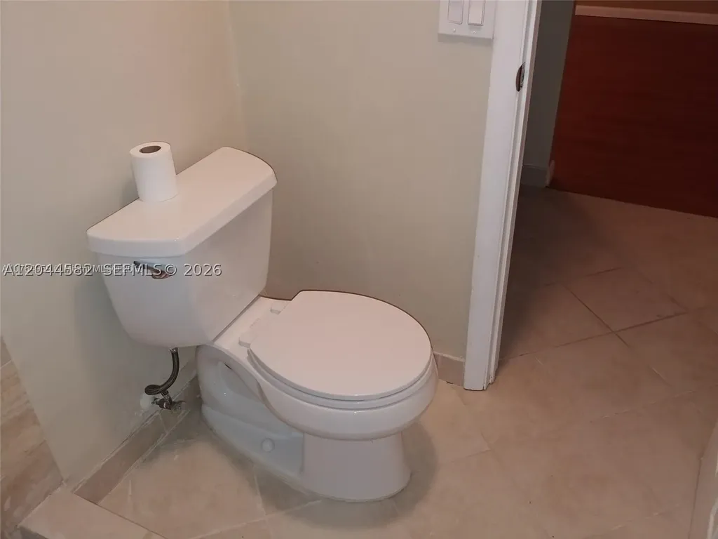 660 Tennis Club Drive Fort Lauderdale FL 33311