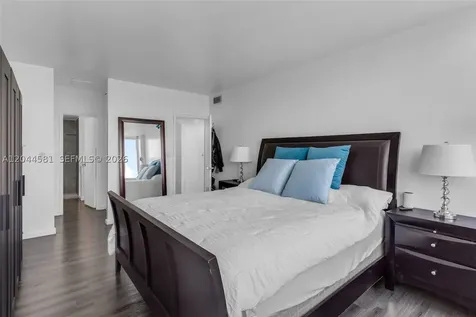 7441 Wayne Avenue Miami Beach FL 33141