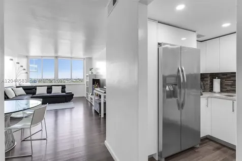 7441 Wayne Avenue Miami Beach FL 33141
