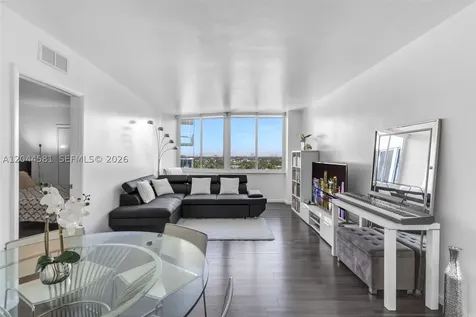 7441 Wayne Avenue Miami Beach FL 33141