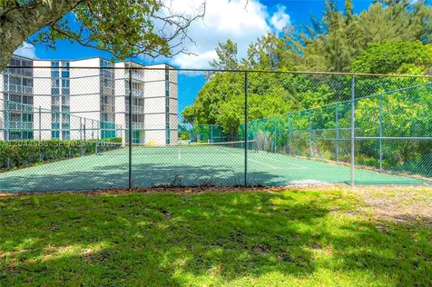 7035 NW 186th Street Hialeah FL 33015