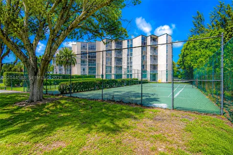 7035 NW 186th Street Hialeah FL 33015