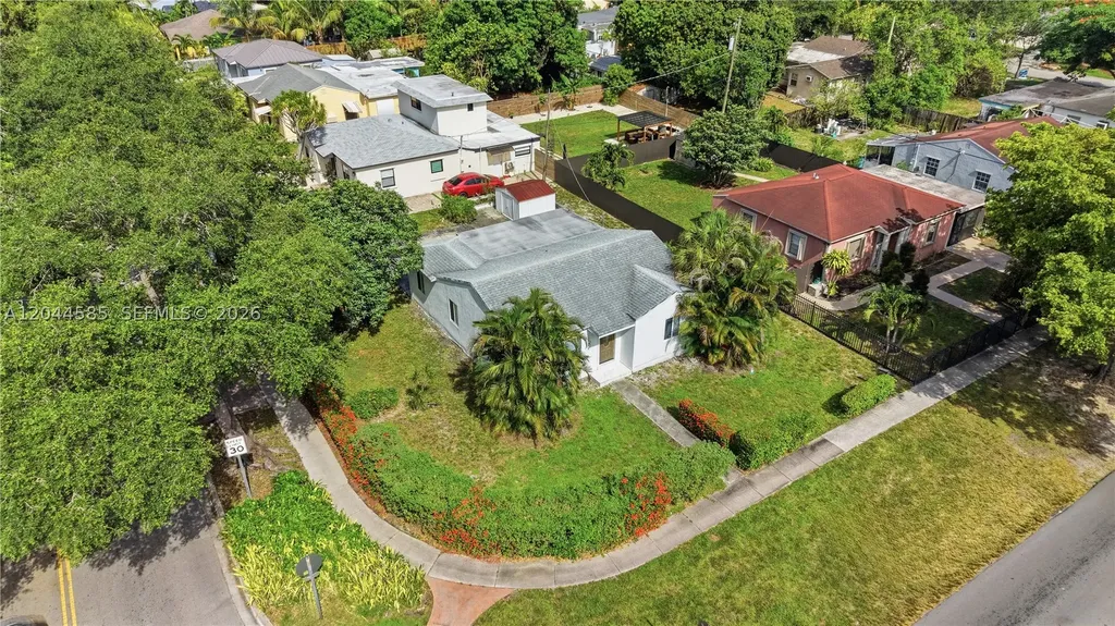 12475 NW 10th Avenue North Miami FL 33168