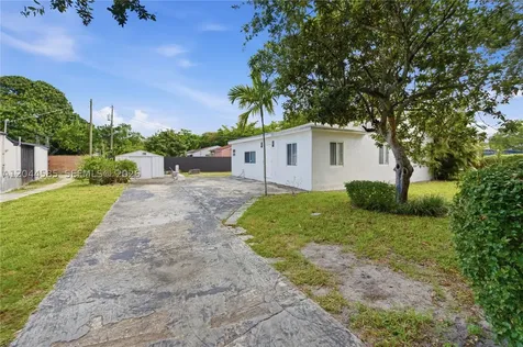 12475 NW 10th Avenue North Miami FL 33168