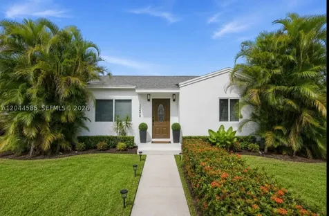 12475 NW 10th Avenue North Miami FL 33168