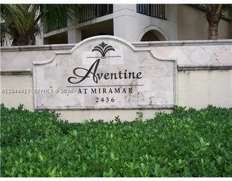 2464 Centergate Drive Miramar FL 33025