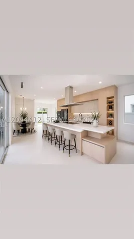 10381 NW 67th Terrace Doral FL 33178
