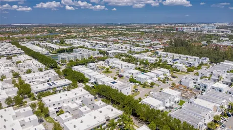 10381 NW 67th Terrace Doral FL 33178
