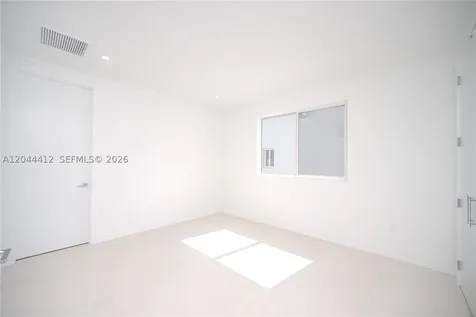 10381 NW 67th Terrace Doral FL 33178