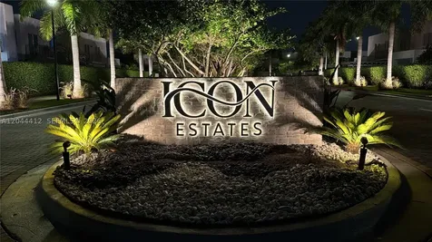 10381 NW 67th Terrace Doral FL 33178