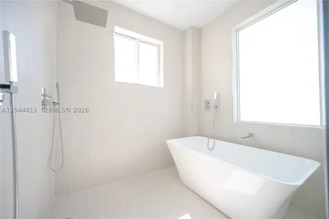 10381 NW 67th Terrace Doral FL 33178