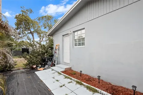 5631 NW 174th Drive Miami Gardens FL 33055