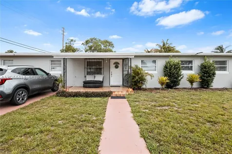 5631 NW 174th Drive Miami Gardens FL 33055