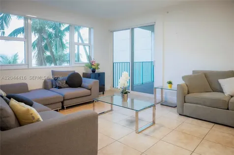 19900 E Country Club Drive Aventura FL 33180