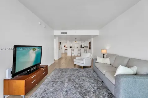 18100 N Bay Road Sunny Isles Beach FL 33160