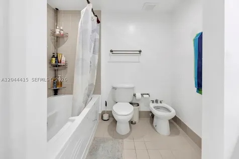 18100 N Bay Road Sunny Isles Beach FL 33160