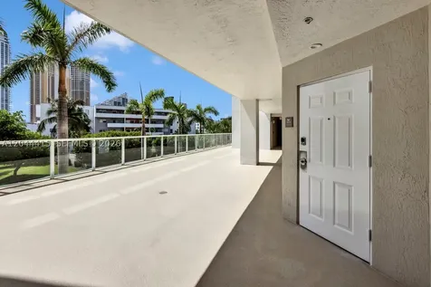 18100 N Bay Road Sunny Isles Beach FL 33160
