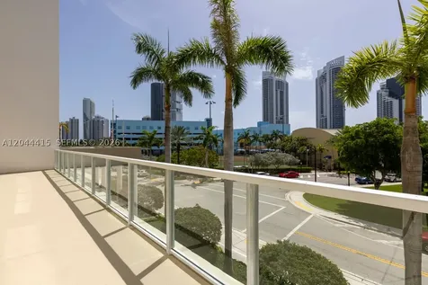 18100 N Bay Road Sunny Isles Beach FL 33160