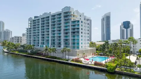 18100 N Bay Road Sunny Isles Beach FL 33160