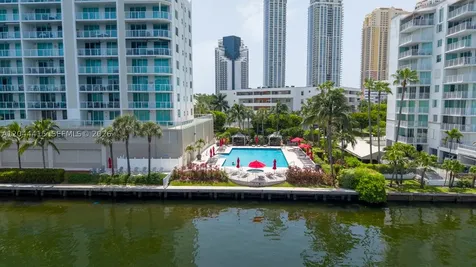 18100 N Bay Road Sunny Isles Beach FL 33160