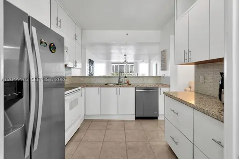 18100 N Bay Road Sunny Isles Beach FL 33160
