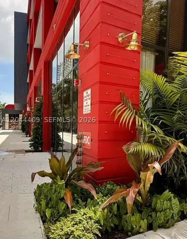 90 NE 32 Miami FL 33137