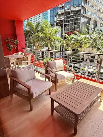 90 NE 32 Miami FL 33137