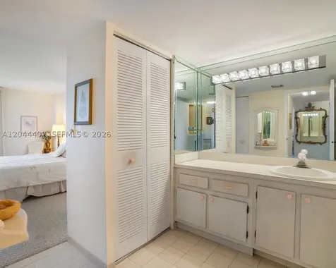 100 Bayview Drive Sunny Isles Beach FL 33160
