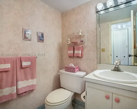 100 Bayview Drive Sunny Isles Beach FL 33160