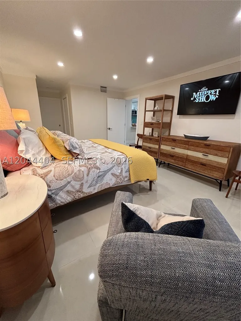 3725 S Ocean Drive Hollywood FL 33019