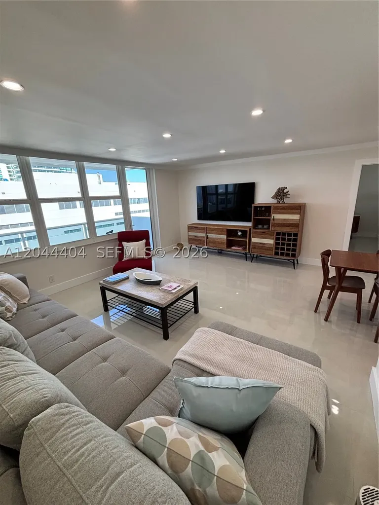 3725 S Ocean Drive Hollywood FL 33019