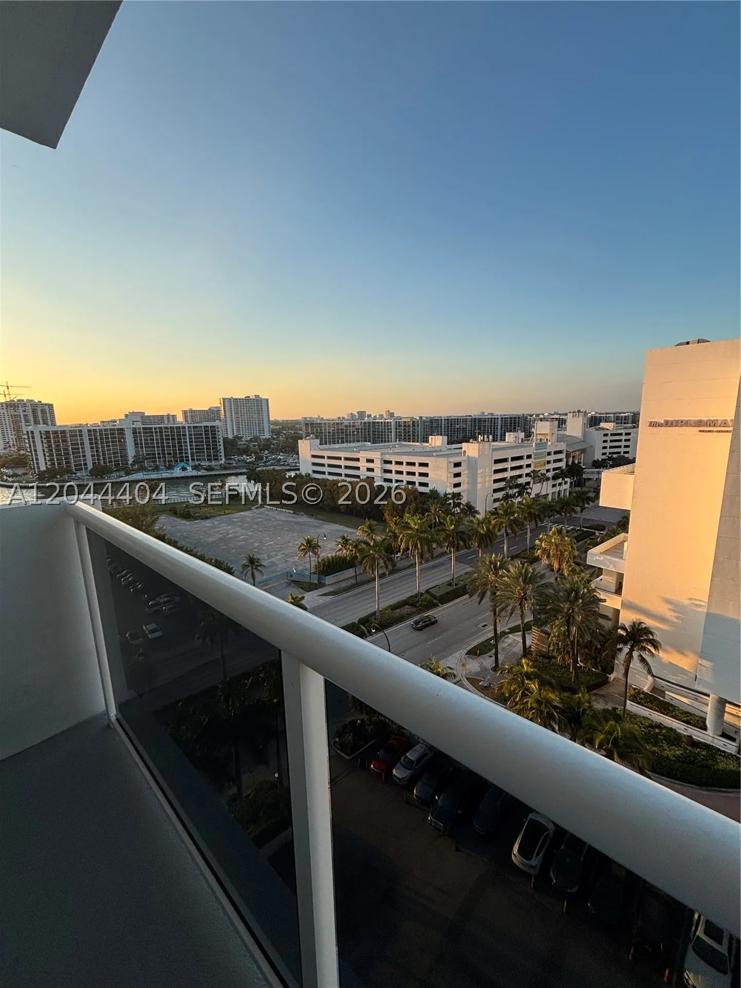 3725 S Ocean Drive Hollywood FL 33019