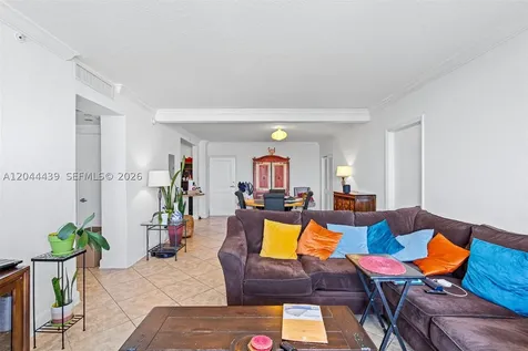 401 69th Street Miami Beach FL 33141