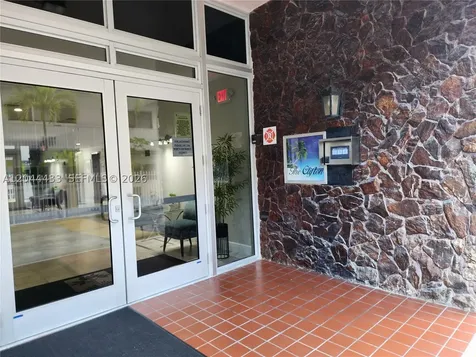 3161 S Ocean Drive Hallandale Beach FL 33009