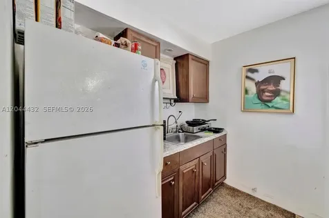 45 SE 14th Street Dania Beach FL 33004