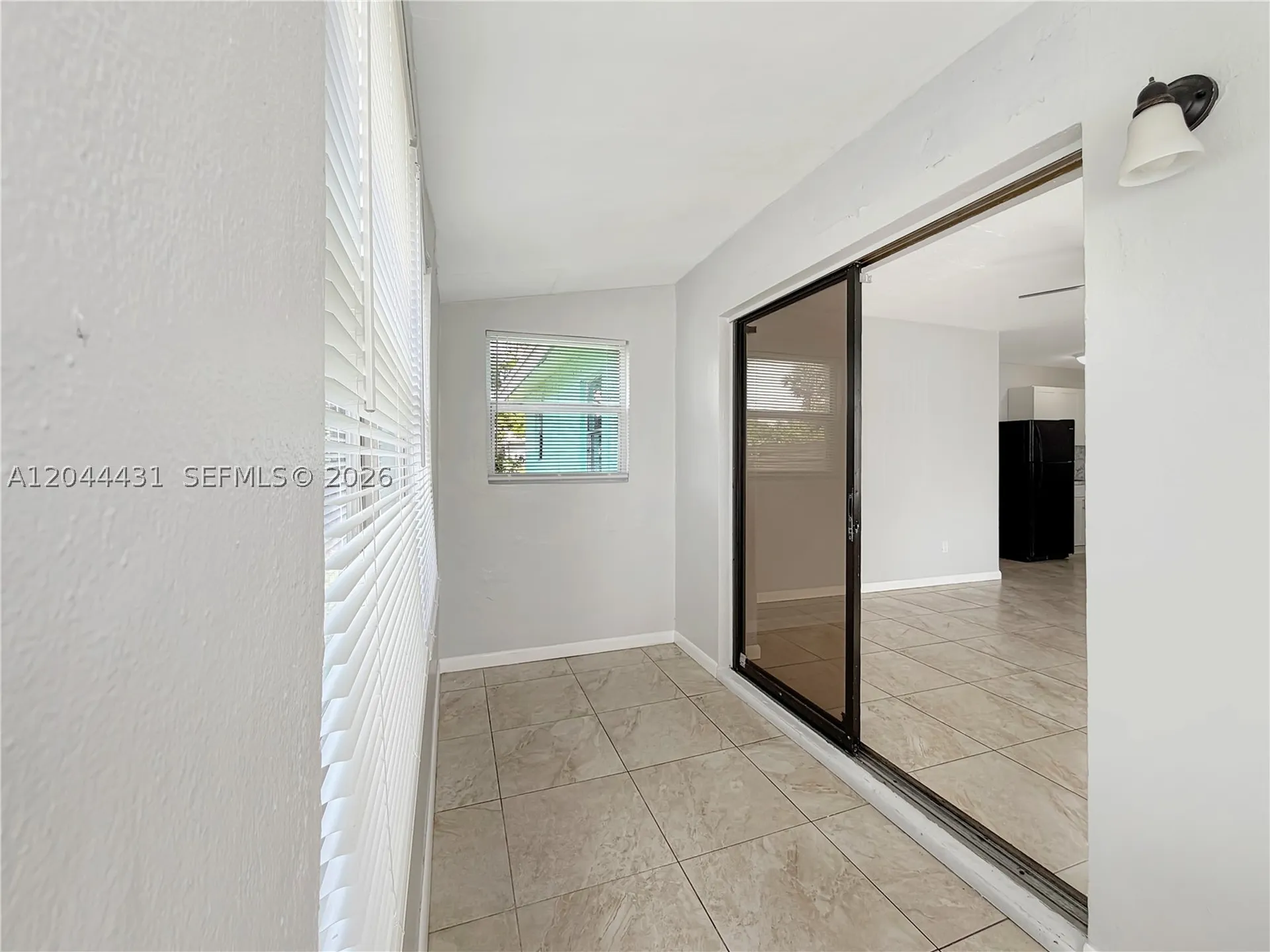 533 NW 15th Way Fort Lauderdale FL 33311