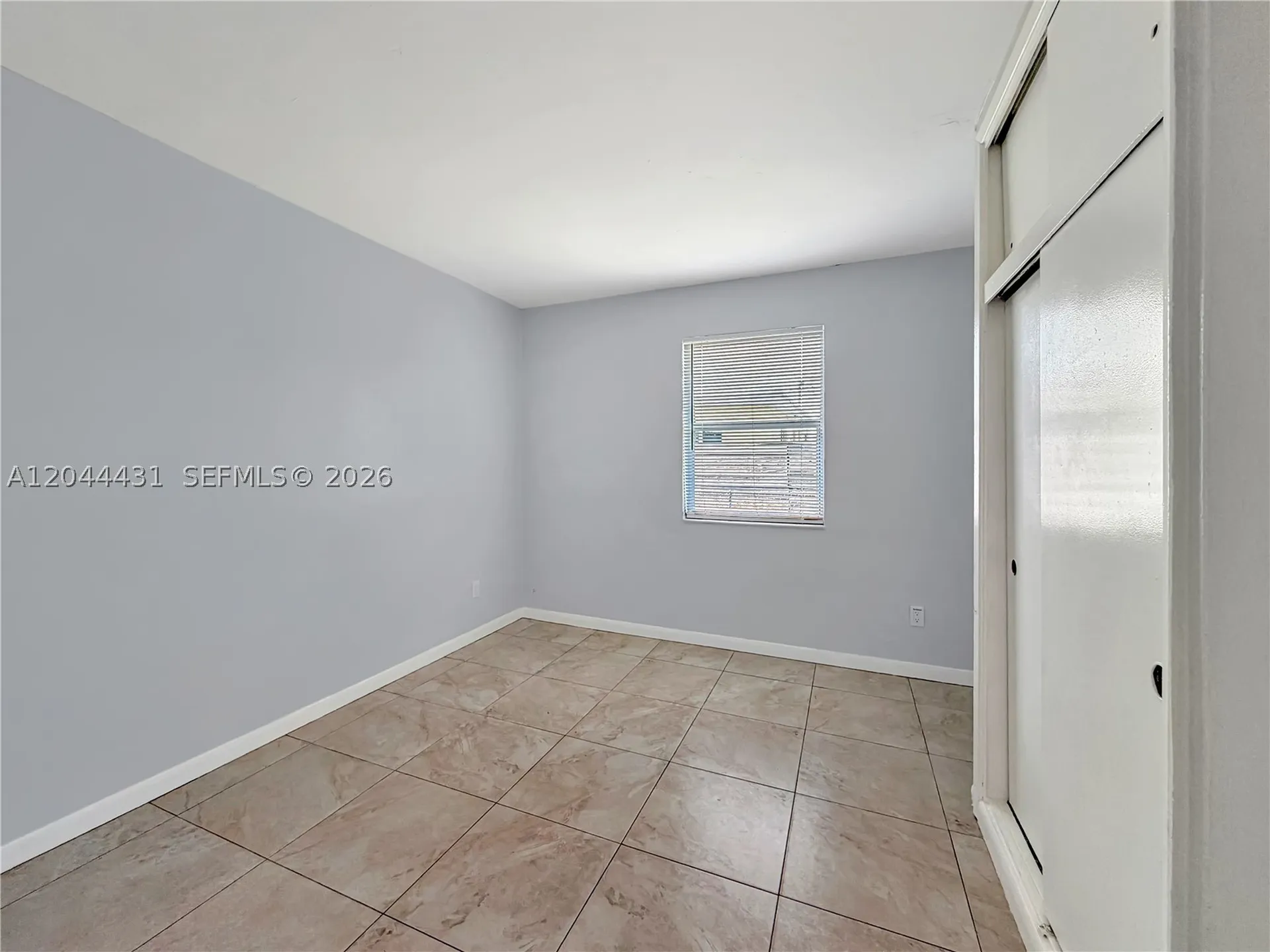 533 NW 15th Way Fort Lauderdale FL 33311
