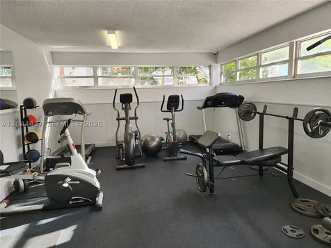 3161 S Ocean Drive Hallandale Beach FL 33009
