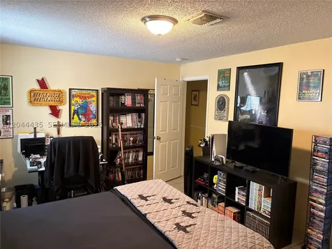 9217 SW 157th Path Miami FL 33196