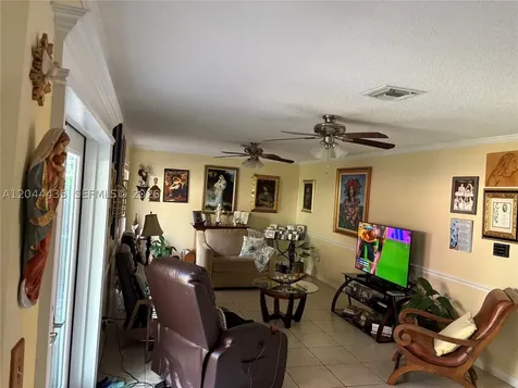9217 SW 157th Path Miami FL 33196