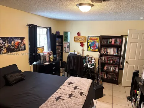 9217 SW 157th Path Miami FL 33196