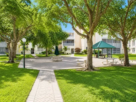 300 NE 12th Avenue Hallandale Beach FL 33009