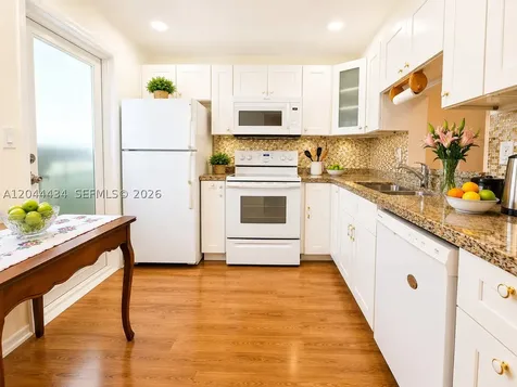 300 NE 12th Avenue Hallandale Beach FL 33009