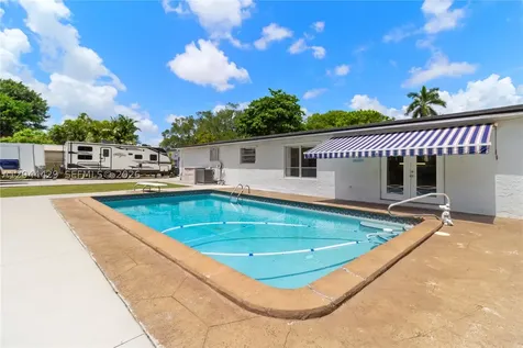 29925 SW 168th Court Homestead FL 33030