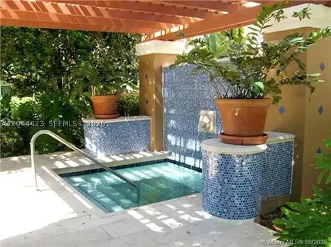 19501 E Country Club Drive Aventura FL 33180