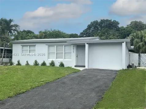 2679 NW 57th Terrace Margate FL 33063