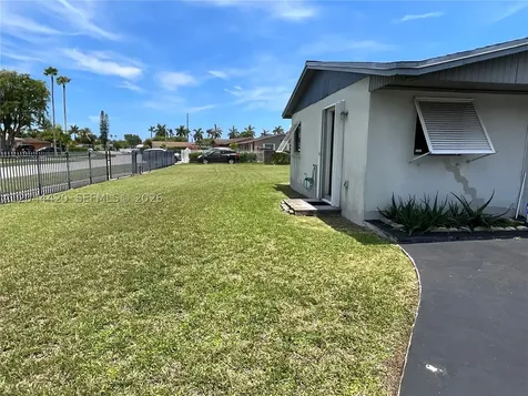 14253 SW 107th Place Miami FL 33176