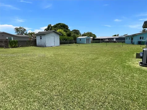 14253 SW 107th Place Miami FL 33176