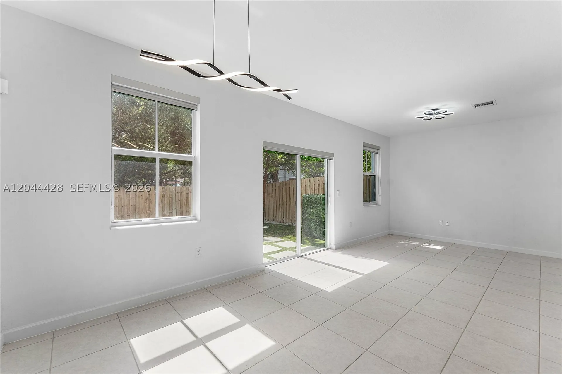 4669 NW 118th Avenue Coral Springs FL 33076